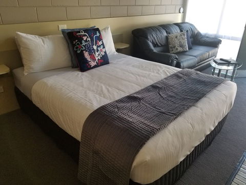 Sandbar Motel - Tourism Brisbane 5