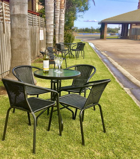 Sandbar Motel - Tourism Brisbane 1