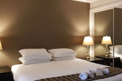 Lakeview Villa's - Brisbane Tourism 4