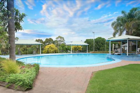 Lakeview Villa's - Brisbane Tourism 1