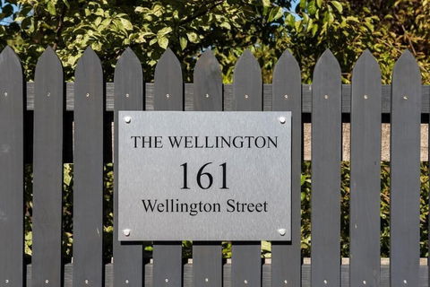 The Wellington Bed & Breakfast - Brisbane Tourism 0