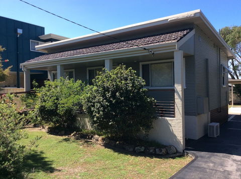 Fingal Beach Shack - Tourism Brisbane 4