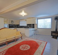 Cottage in the country - Brisbane Tourism