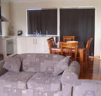 Glenaire Apartments at Meredith - Tourism Brisbane