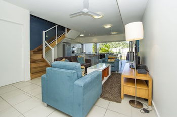 Beachside Apartment 13 - Tourism Brisbane 1