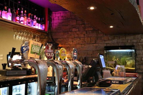 Hampton Halfway Hotel Motel - Brisbane Tourism 1