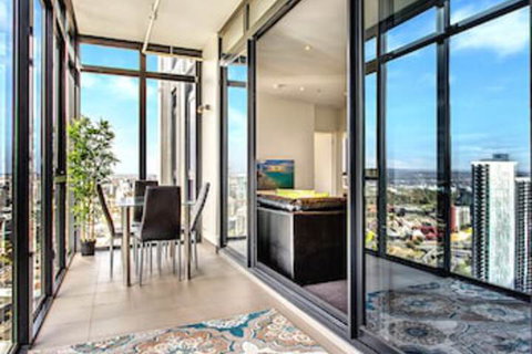 MJ Shortstay Bank Apartments - Tourism Brisbane 6