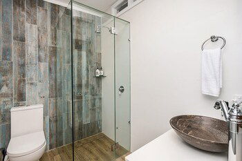 Half Moon Cottage - Brisbane Tourism 3