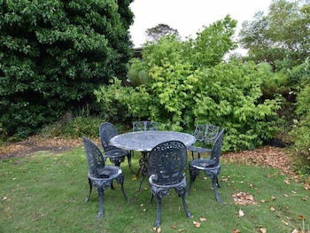 Nautique Beach House - Tourism Brisbane 0