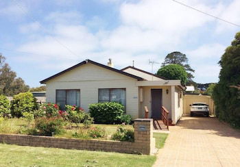 Nautique Beach House - Tourism Brisbane 2