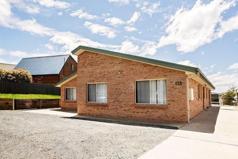 Mountain Lodge - Brisbane Tourism 1