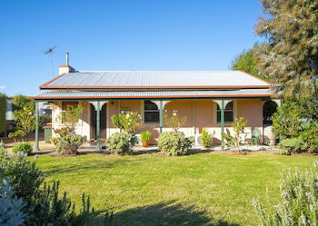 Rubys Cottage - Brisbane Tourism 1