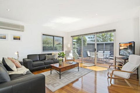 Bask At The Glade - Rejuvenate Stays - Brisbane Tourism 0