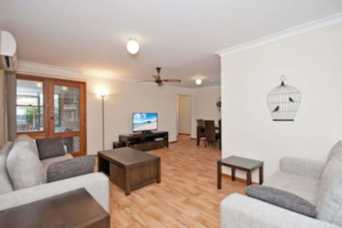 Skippers Rest 27 Government Road - Tourism Brisbane 0