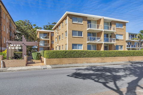 South Pacific Unit 6 Amazing Unit Opposite The Beach. - Tourism Brisbane 3