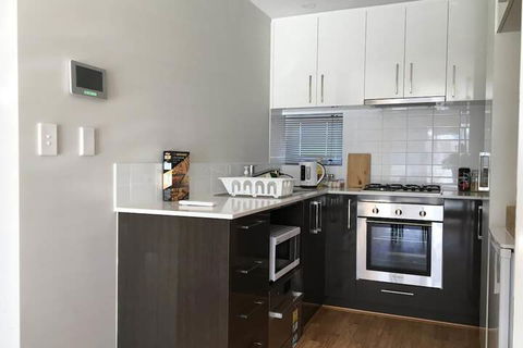 Apartment In Queens Park - Tourism Brisbane 6