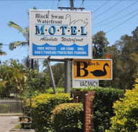 Black Swan Waterfront Motel Not Suitable for Children - Tourism Brisbane