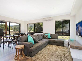 Alpine Knights Stylish Luxury - Tourism Brisbane 1