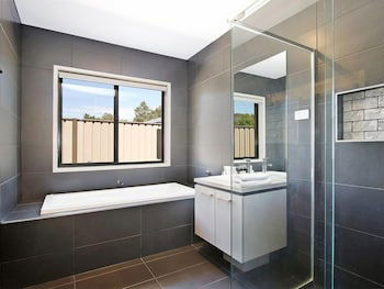 Alpine Knights Stylish Luxury - Tourism Brisbane 6