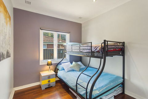 The Cloverdale - Brisbane 4u 3