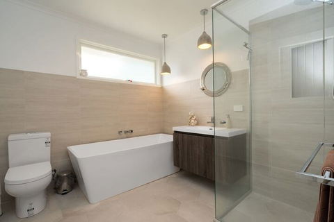 Xanadu Shores - Brisbane Tourism 4