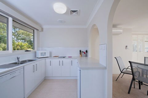 Soldiers Point Road 245 Wanda View - Tourism Brisbane 3