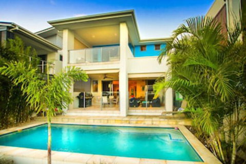 Quayside - Tourism Brisbane 0