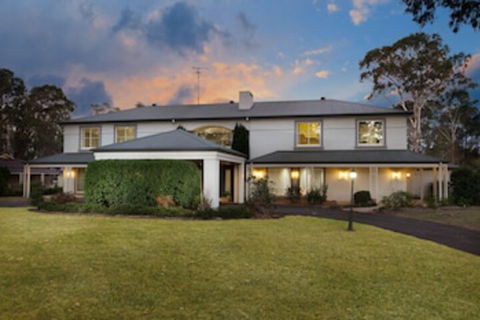 Luxury Bungalow - Brisbane Tourism 0