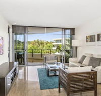 COTTON BEACH APARTMENT 33 WITH POOL VIEWS - Tourism Brisbane