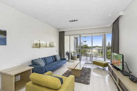 KINGSCLIFF COAST CULTURE 1208 - Brisbane 4u 4