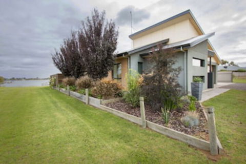 Casa Del Lago - Tourism Brisbane 0