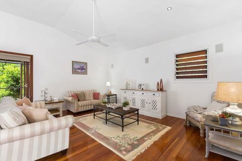 Hidden Escape On Casuarina Beech - Tourism Brisbane 3