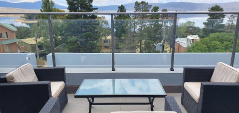 Summit 9 - Modern And Stylish Newly Renovated Apartment - Brisbane Tourism 0