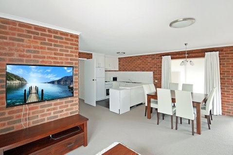 Sponars Onshore Apartment 1 - FREE Unlimited WIFI - Brisbane Tourism 2