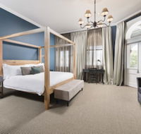 The National Hotel