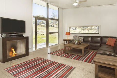 Ecocrackenback 19 'Sustainable Chalet Close To The Slopes.' - Brisbane Tourism 2