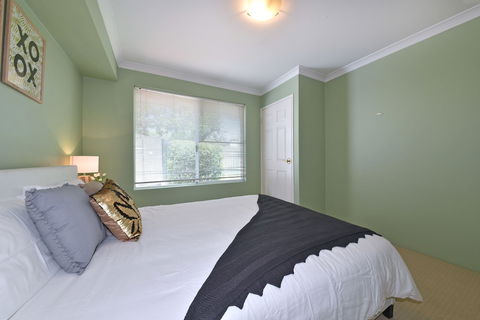 Redcliff Home Close To City & Airport - Tourism Brisbane 1