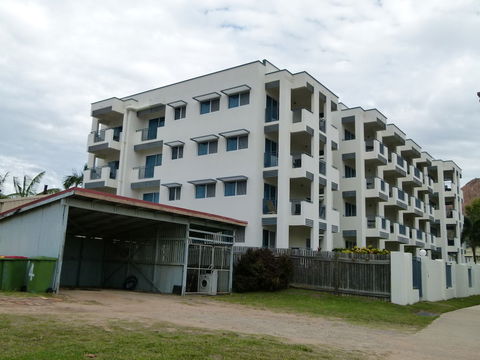 Madison Ocean Breeze - Tourism Brisbane 3