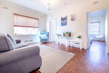 Serenity By The Beach H425 - Tourism Brisbane 0