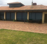 Rural living with great views - Brisbane 4u