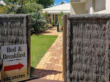 Airport B&B - Tourism Brisbane 0
