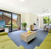 Beachside Unit Near Convention Centre - Brisbane Tourism
