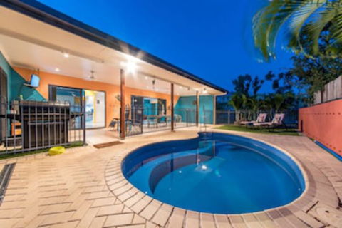 Seaside Hideaway - Hideaway Bay - Tourism Brisbane 0