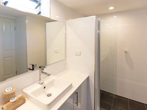 Lagoon 201 On Hamilton Island - Tourism Brisbane 4