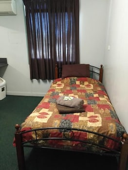 Irish Club Accommodation - Brisbane Tourism 6