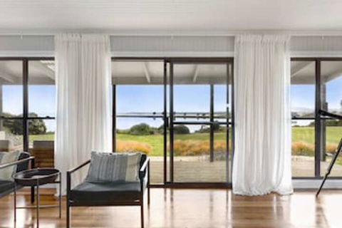 Stargazers Luxury Cottage - Tourism Brisbane 0