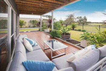 Beaches N Greens - Tourism Brisbane 0