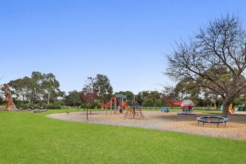 Adelaide Style Accommodation Near City - Tourism Brisbane 6
