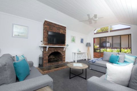 Sand Dunes - Tourism Brisbane 0