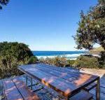 Barefoot on Blueys - Tourism Brisbane